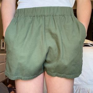 STYLISH GREEN SHORTS🤩
